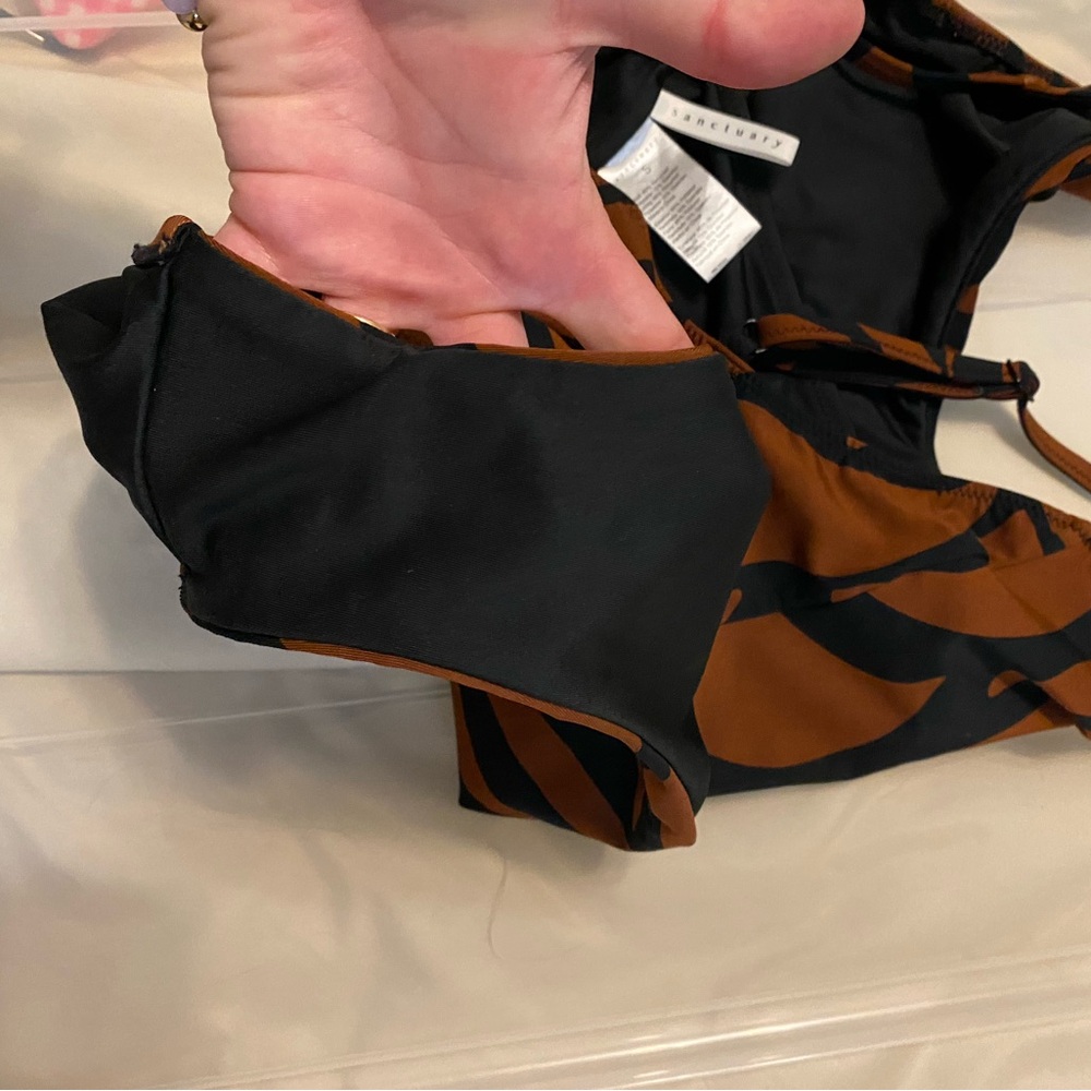 NWOT Sanctuary Black and Brown Patterned Bodysuit - Picture 6 of 6